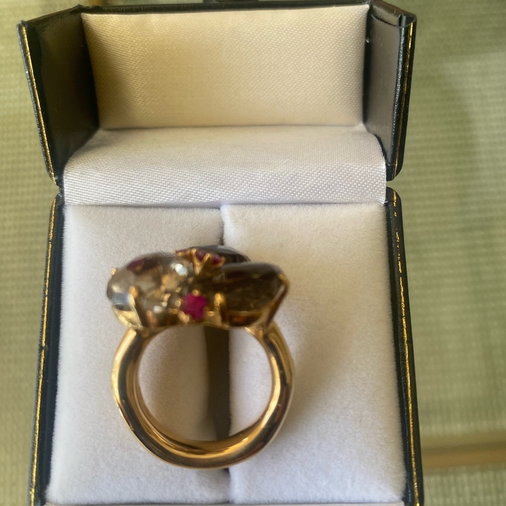 Green Stone Ring With Ruby - image 3